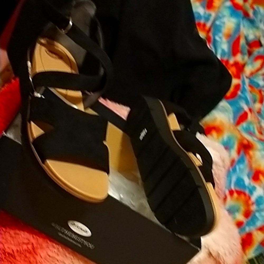 Sandal